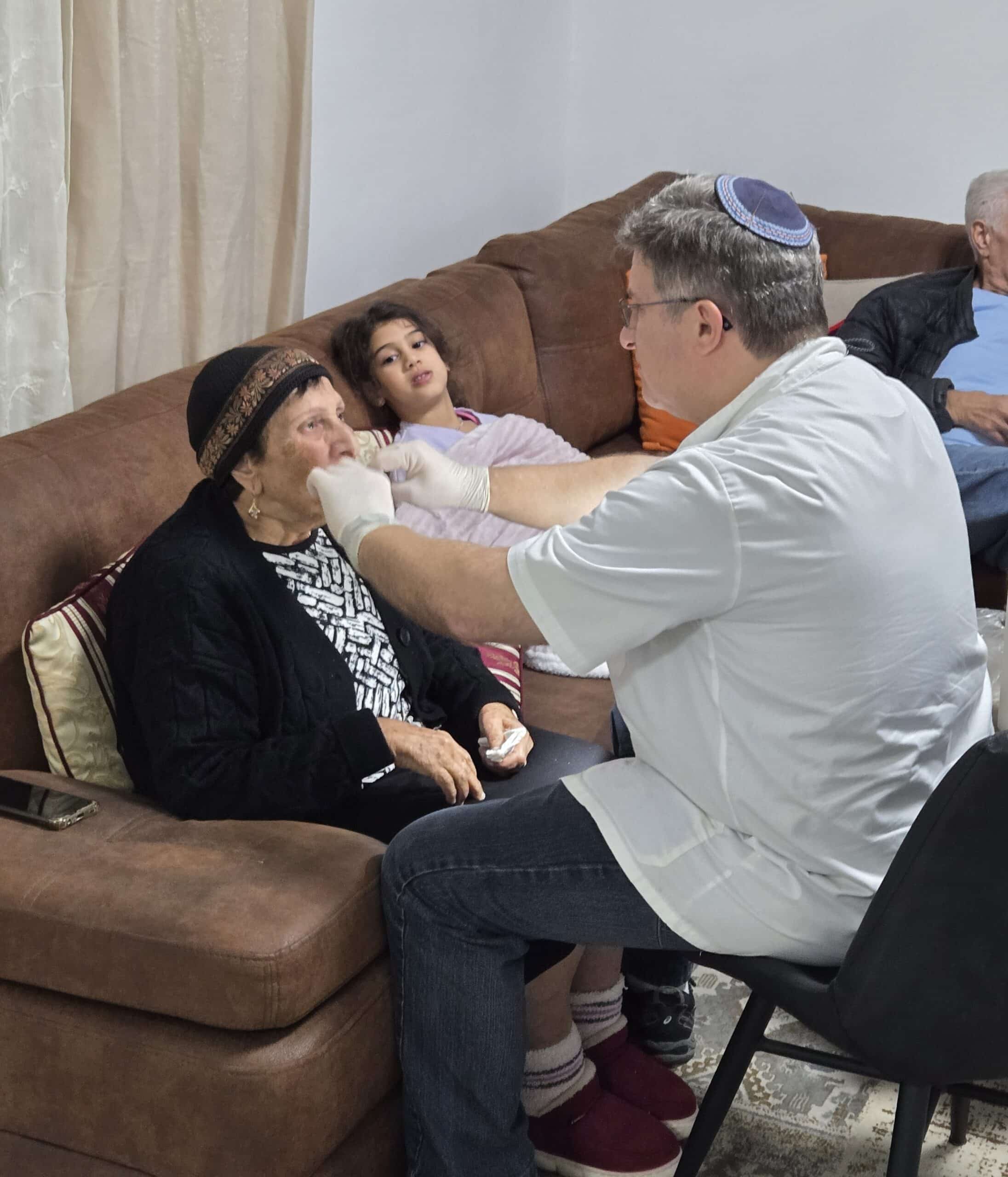 טיפולי שיניים לנכים