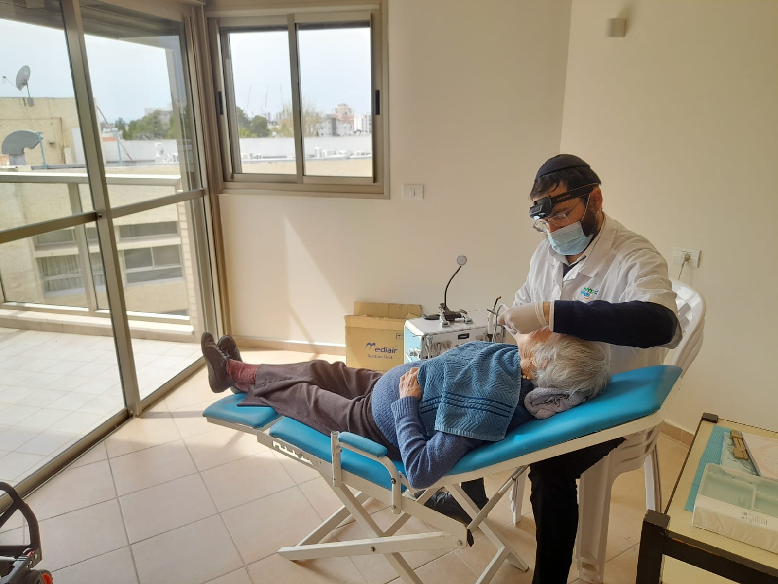 שתלים