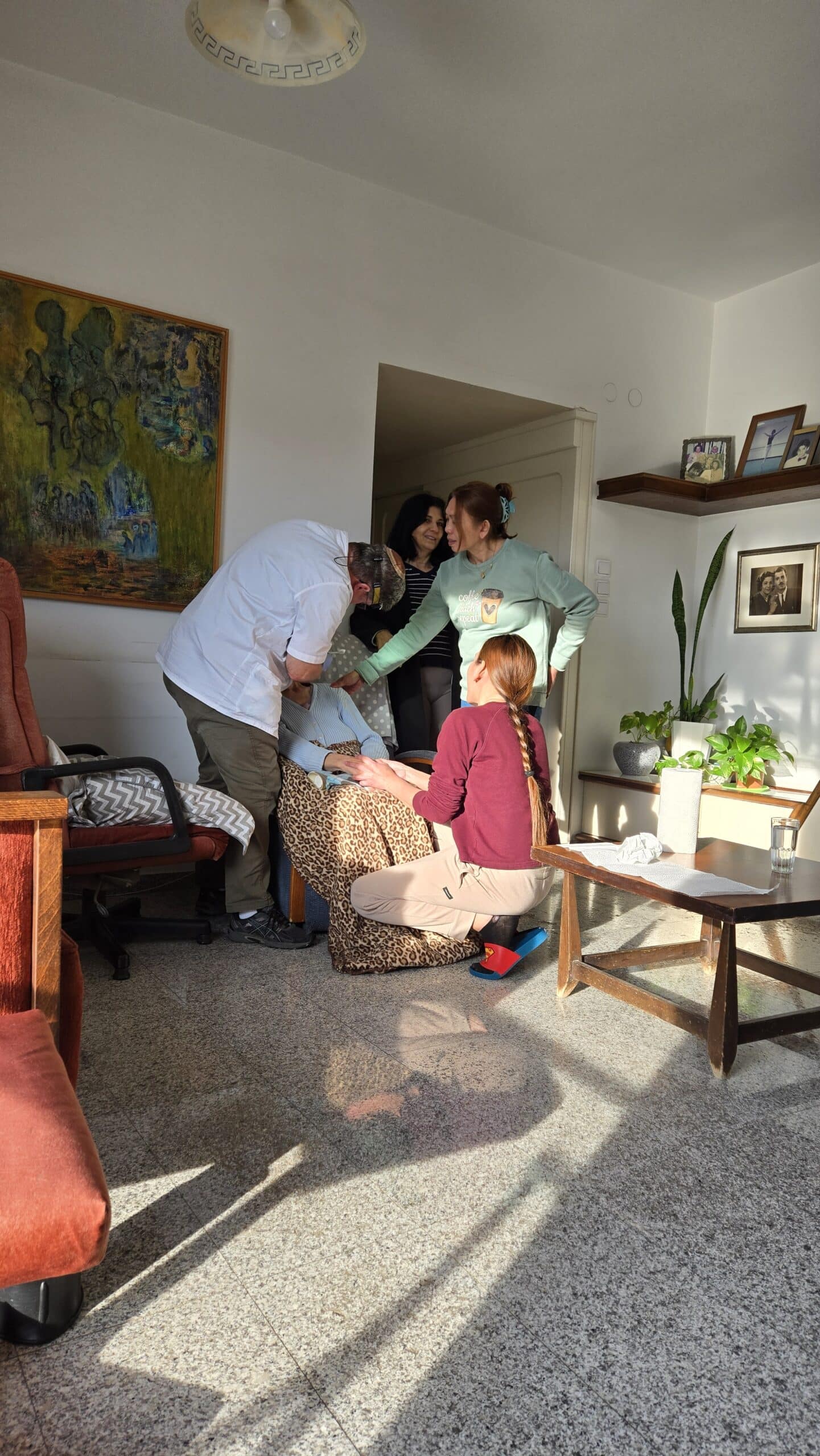 איך רופא שיניים יכול לבנות אמון אצל קשישים